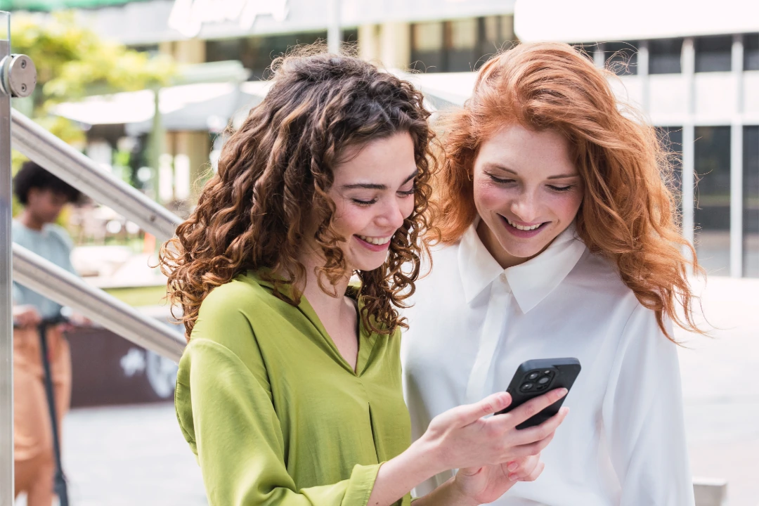 Visuel décoratif - Community manager